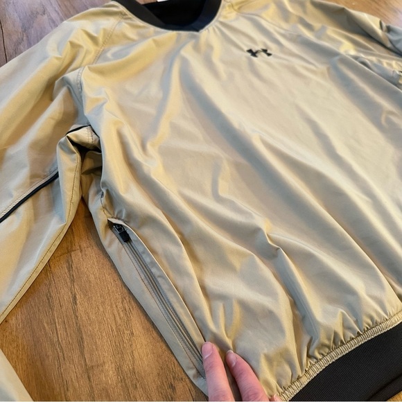 Under Armour Crewneck Windbreaker Pullover Top Size Small Nude/Tan - Picture 4 of 13